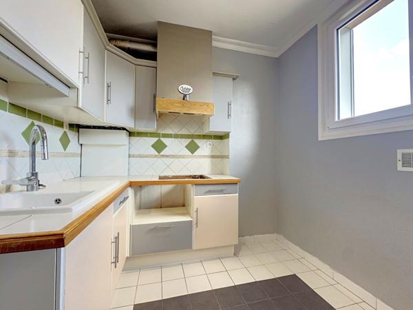 Appartement Fontaines Sur Saone 3 pièces Dernier étage