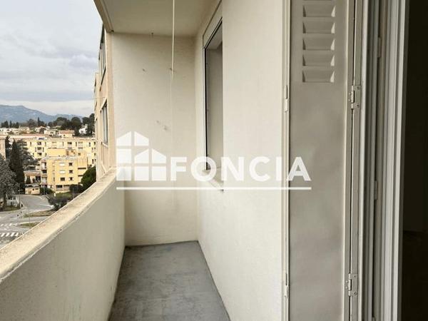 Location Appartement 4 pièces 69.06 m² - AVENUE DE VERDUN Aubagne 13400