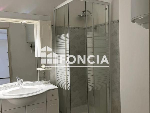 Location Appartement 4 pièces 69.06 m² - AVENUE DE VERDUN Aubagne 13400