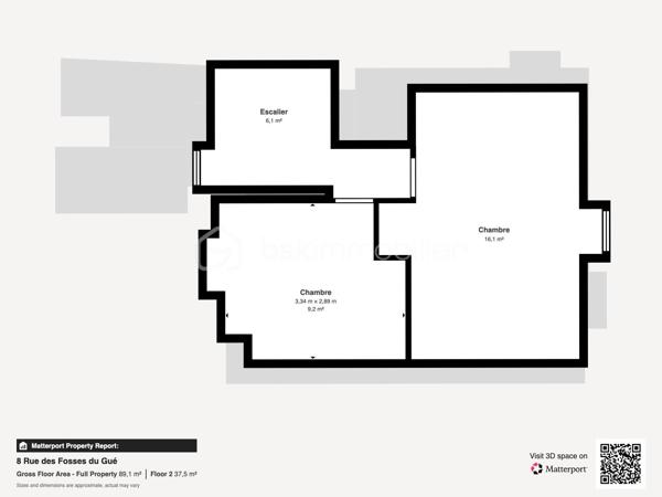 // Visite virtuelle sur demande // 

À proximité de Beaune-la-Rolande, à Romainville, découvrez cette belle maison rénovée avec soin.

Elle se compose au rez-de-chaussée d'une entrée, d'une cuisine ouverte aménagée et équipée, ouvrant sur un spacieux double salon-séjour agrémenté d'un poêle à bois, avec accès direct au jardin. Vous trouverez également une buanderie avec l'accès à la cave ainsi qu'une salle d'eau avec WC.
À l'étage, un palier dessert deux chambres.
À l'extérieur, profitez d'une cour sans vis à vis et d'un garage. 
En face de la maison une parcelle constructible avec double garage et atelier.

La maison est raccordée au tout-à-l'égout et bénéficie de rénovations récentes réalisées avec des matériaux de qualité.

Idéal premier achat. Une visite s'impose !
