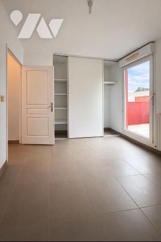 Appartement T3 avec terrasse et garage