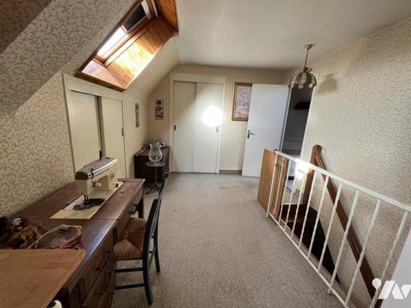 Maison d'habitation construite sur 3 niveaux - 4 chambres