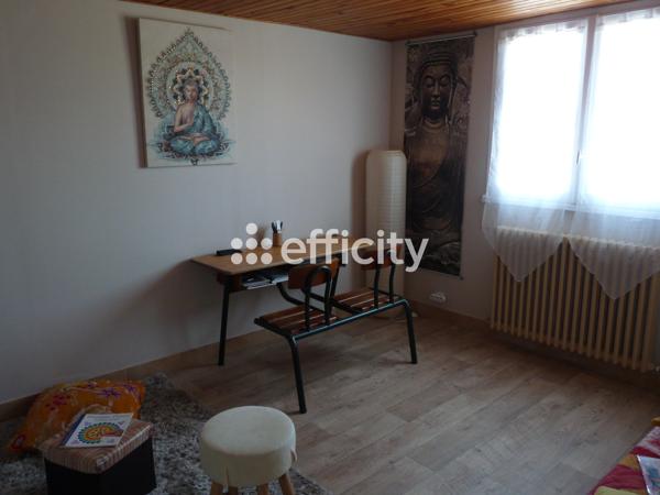 Maison
         4 pièces
        - 130 m² 168 000 € *