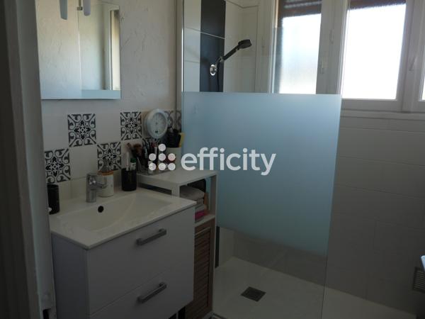 Maison
         4 pièces
        - 130 m² 168 000 € *