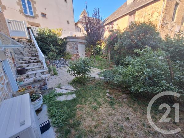 Maison à vendre  4 pièces - 110 m 2   BEYNAT  - 19