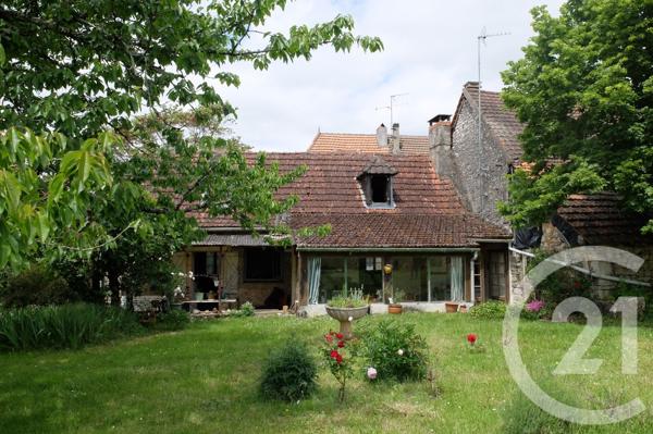 Maison à vendre  4 pièces - 110 m 2   BEYNAT  - 19