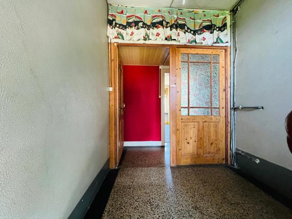 Gros potentiel pour cet appartement avec grenier attenant