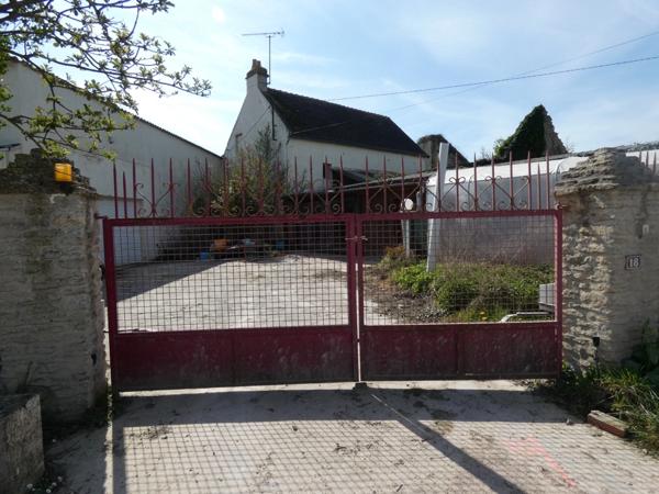 Maison à vendre 6 pièces proche de FALAISE (14) de 109 m² habitables