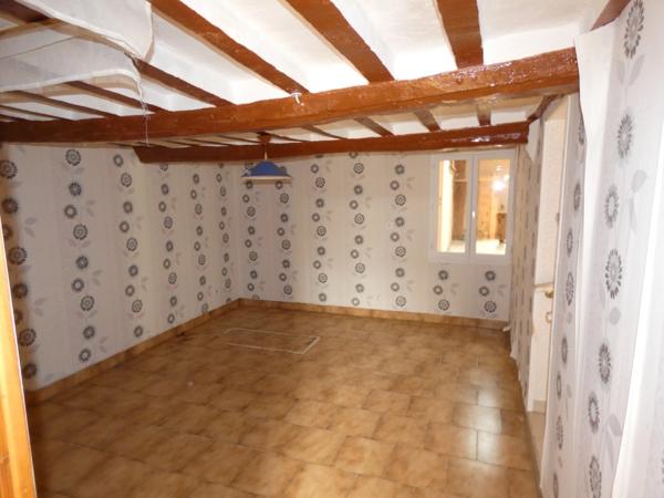 Maison à vendre 6 pièces proche de FALAISE (14) de 109 m² habitables