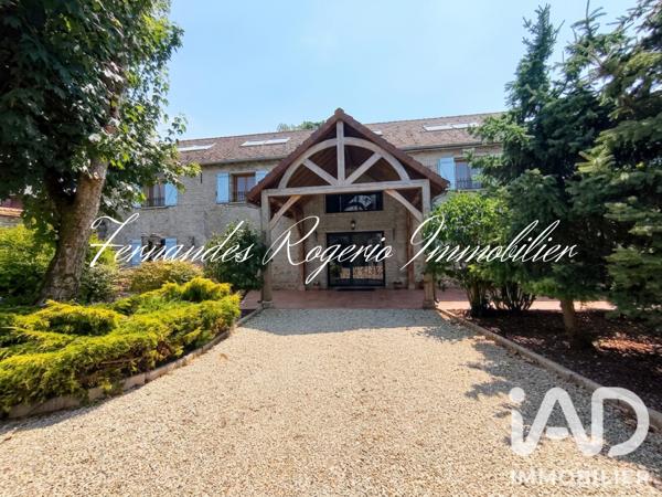 Immeuble à vendre 270 m² Engenville