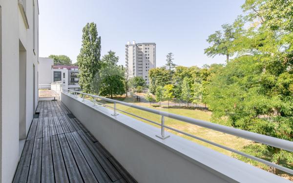 Appartement à vendre    4 pièces • 76,86 m2 Sucy-en-Brie