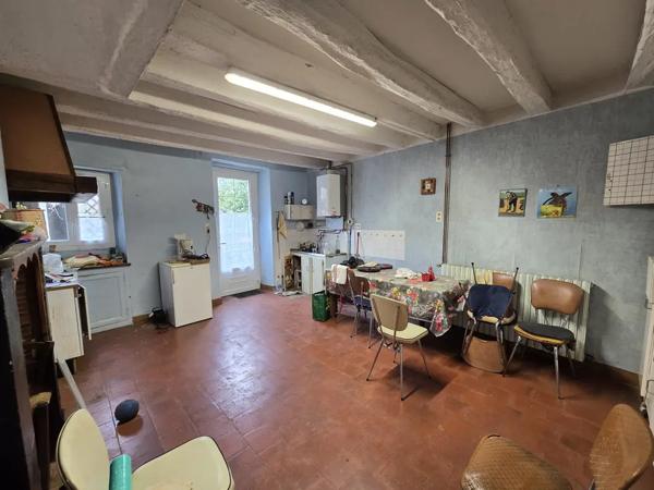 Maison de bourg 139 m2 4 chambres Secteur Gastines à Sab