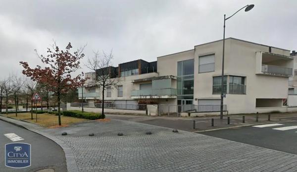 Appartement à louer 4 pièces 102.1m²