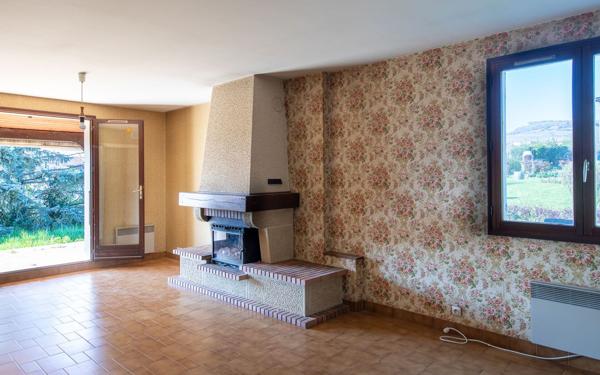 Maison à vendre    5 pièces • 112 m2 Davayé