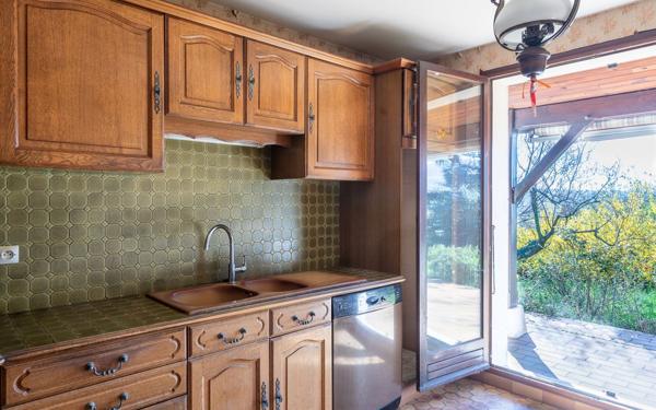 Maison à vendre    5 pièces • 112 m2 Davayé