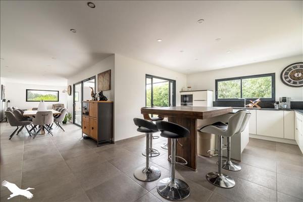 Maison à vendre |  Trélissac |  5 pièces | 150 m²