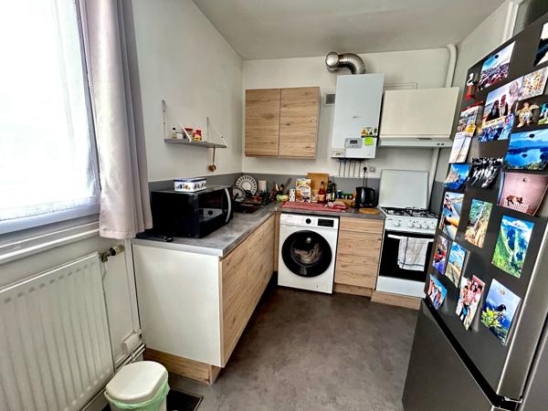 Appartement
                                                                                                                                                                                                                                                                                                                        3 pièce(s)                                                                                                                                                                                                          2 chambre(s)                                                                                                                                                                                                          66  m²