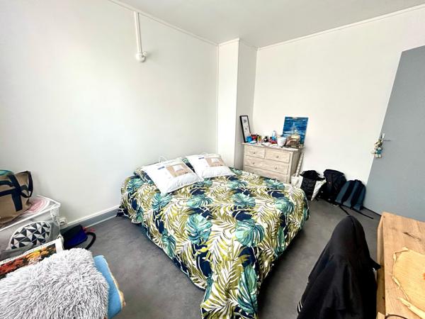 Appartement
                                                                                                                                                                                                                                                                                                                        3 pièce(s)                                                                                                                                                                                                          2 chambre(s)                                                                                                                                                                                                          66  m²