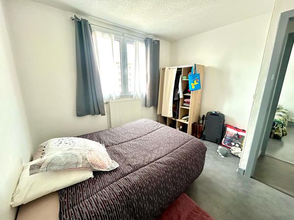 Appartement
                                                                                                                                                                                                                                                                                                                        3 pièce(s)                                                                                                                                                                                                          2 chambre(s)                                                                                                                                                                                                          66  m²