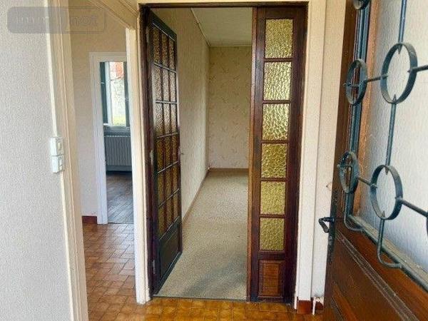 Maison à restaurer à vendre à Saint-Amand-Montrond dans le Cher (18200), ref : 25049-LBP