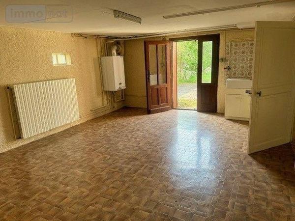 Maison à restaurer à vendre à Saint-Amand-Montrond dans le Cher (18200), ref : 25049-LBP