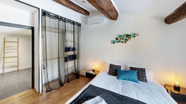 CARCASSONNE, Maison de charme au pied de la cité médiévale