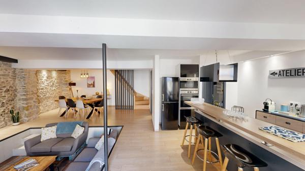 CARCASSONNE, Maison de charme au pied de la cité médiévale