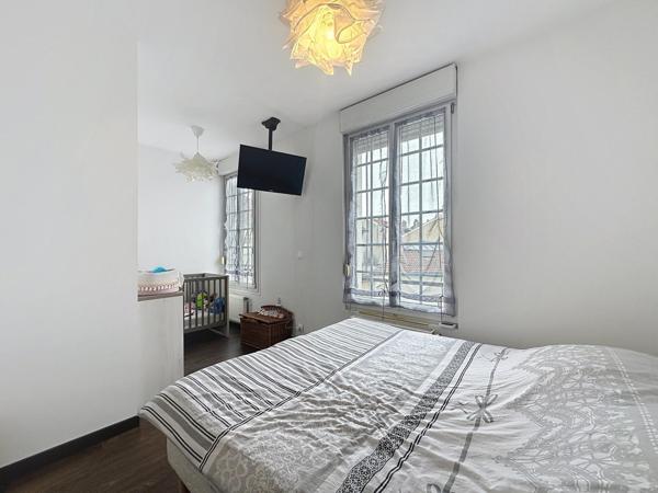 Duplex 3 pièces entièrement rénové avec jardin et cave