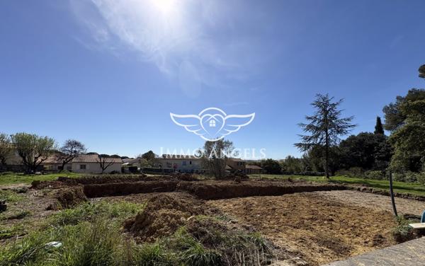 RARE TERRAIN DE 290 M² CONSTRUCTIBLE AU COEUR D'UN SECTEUR RECHERCHE
