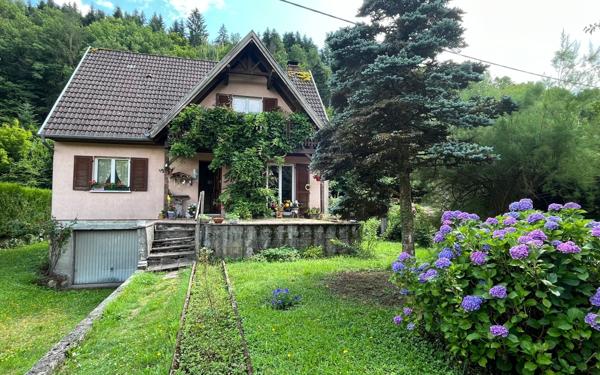 Maison à vendre    5 pièces •  Urbès