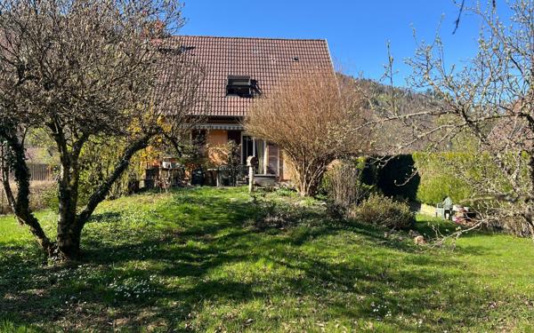 Maison à vendre    5 pièces •  Urbès