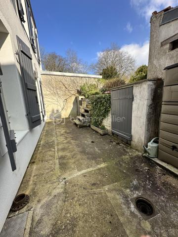 Immeuble mixte de 110 m²