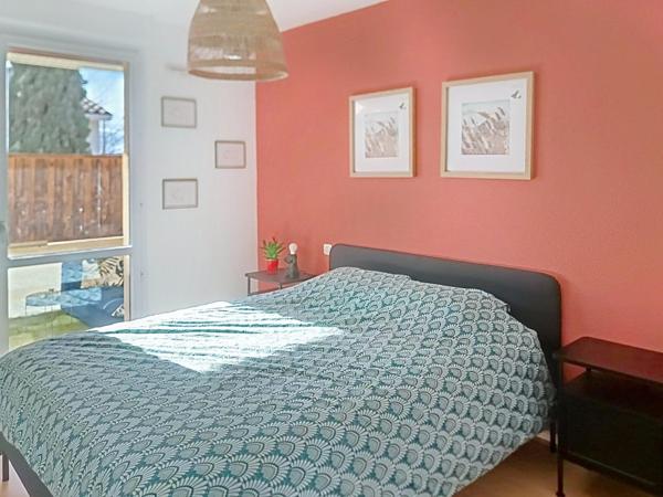 CHARMANT T2 TRES LUMINEUX DANS RESIDENCE SECURISEE PORTET/GARONNE