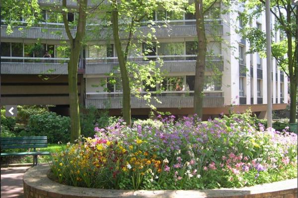 LES JARDINS D'ARCADIE ALLERAY / ARCADIE PARIS 15ème - 2 PIECES - GRANDE TERRASSE - ETAGE ELEVE - 1 CHAMBRE - 64.5 m2 - RESIDENCE SENIOR Investissement/Retraite