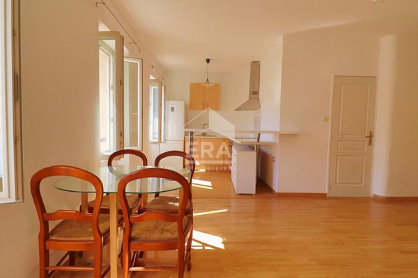 Appartement Marseille 2 pièces 38m2 -  Dernier étage - Lumineux - calme meublé