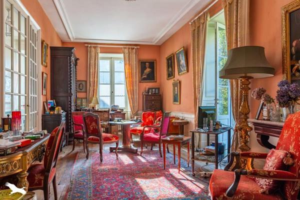 Maison à vendre 294 500 € Saint-Yrieix-la-Perche 10 p 364 m² DPE E