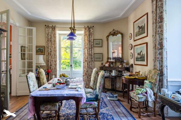 Maison à vendre 294 500 € Saint-Yrieix-la-Perche 10 p 364 m² DPE E
