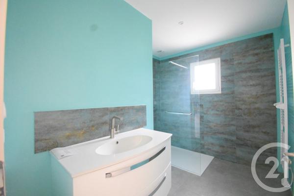 Maison à vendre  9 pièces - 271,61 m2 VENDAT - 03