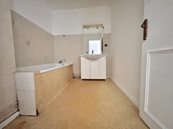 Appartement 3 pièces - 84 m²