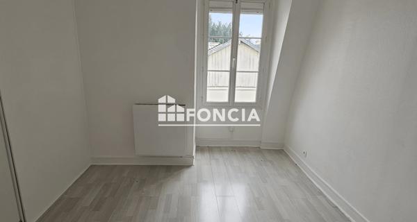 Location Appartement 3 pièces 53.1 m² - Charenton-le-pont 94220