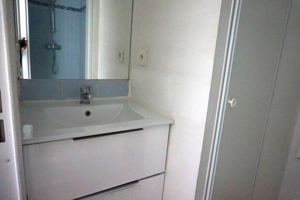 STUDIO FONCTIONNEL RESIDENCE SECURISEE