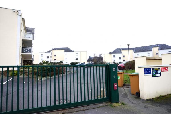 STUDIO FONCTIONNEL RESIDENCE SECURISEE