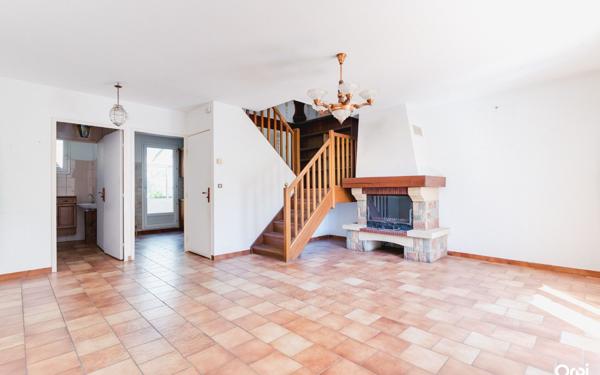 Maison à vendre    4 pièces • 81,05 m2 Marseille 9