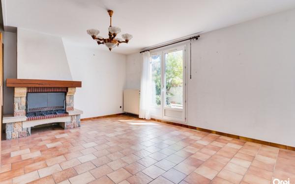 Maison à vendre    4 pièces • 81,05 m2 Marseille 9