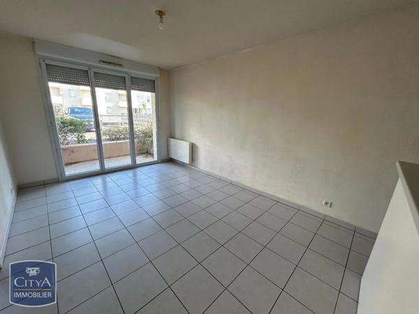 Appartement à louer 2 pièces 34.75m² Poitiers (86000)
