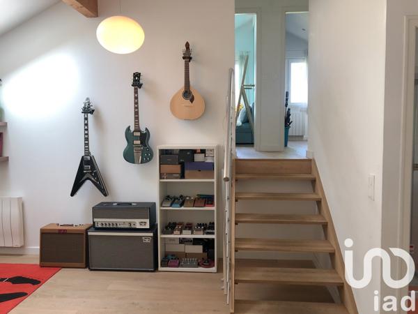 Maison 9 pièces de 234 m² à Prévessin-Moëns (01280)