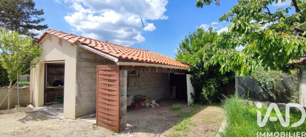 Maison à vendre 5 pièces 103 m² Châteaubernard