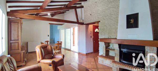 Maison à vendre 5 pièces 103 m² Châteaubernard