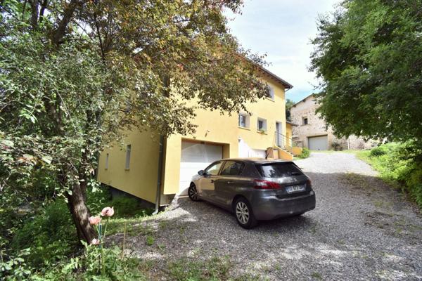 Maison contemporaine 4 pièces avec terrasse, garage et cave à 15 min de Digne-les-Bains