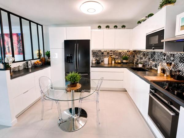 Appartement à COGOLIN, 83310 - 3 pièces 80m²